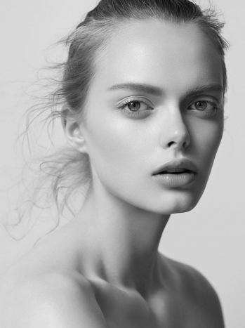 HELENE DESMETTRE | RHP Model Management